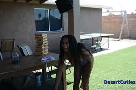 Shey Holmes and two other college girls show their naked cornholes