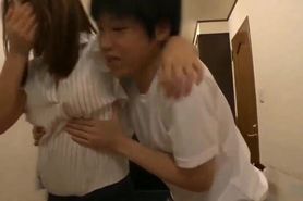 Japanese mother is too drunked - Link Full: bit.ly/3winofv
