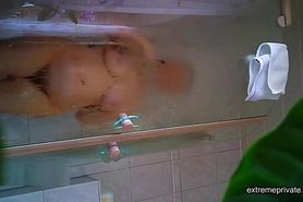 moms great full body spied in the shower