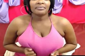 Ebony webcam Silky Tits