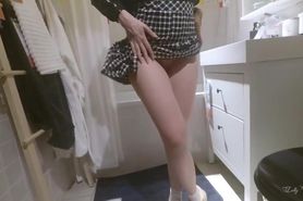 Skinny Girl In Miniskirt Flashing Pussy In Mall (Risky Upskirt)