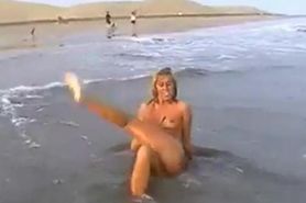 Yvonne nackt in der ffentlichkeit Public Beach