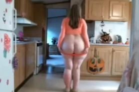 Mature BBW and her pumpkin ass