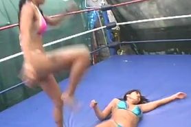 body wrestling looking trade
