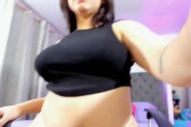Cute Latina With Big Booty