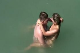 Voyeur caught funny sex in the water