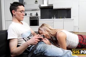 SISPORN Whore gives sex joy to stepbro who easily trades big game for act of procreating
