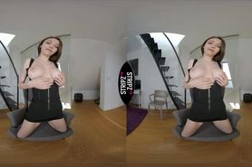 MA - Busty Doll VR