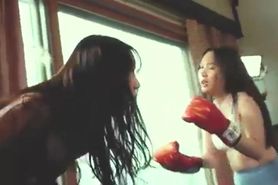 Korean apt house topless boxing boxing korean korean catfight