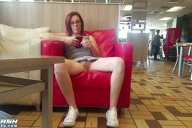 pussy play in burger king