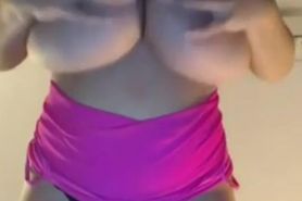 Amateur BBW with big boobs on cam