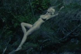 Kirsten Dunst - Melancholia Nude Topless Boobs