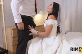 Hottie in wedding dress pleases hubby with rimjob