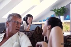 Daddy4K. Guy Is Occupied With Computers So Why Girlfriend Fucks His Dad