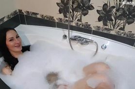 Goddess EkatLi in bubbles - Hyper Sexy Bath
