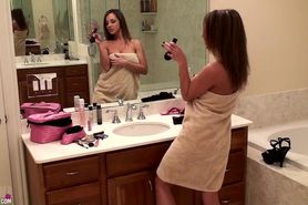Nikki sims mirror