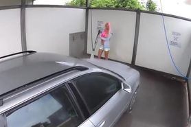 0=04e-6r74\=naughty-hotties - petite blonde at the car wash quickie
