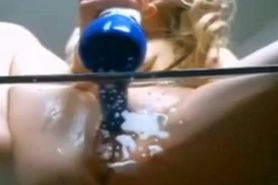 Creamy squirting