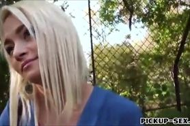 Amateur blonde Czech girl Alive Bell slammed for cash