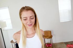 Riley Star - Cute Blonde Workout