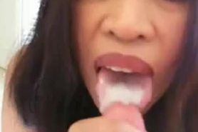 Latina Girl Take The Whole Cumshot On Her Face