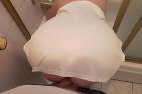 Stepson fucks mommy and cums on her ass in the bathroom