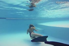 Sophie Murena blonde girl masturbating in the pool
