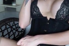 HOT BITCH SQUIRT WITH DILDO (ONLYFANS)