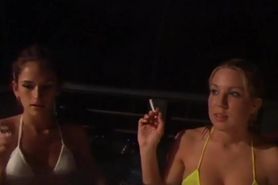 Smoking fetish girls