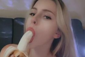 MsFiiire Nude Banana Blowjob Video Leaked