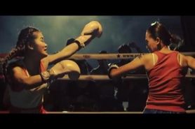 Female Muay thai movie credit scene (like à Tiger)