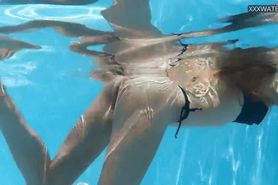 Hottest skinny tightest babe Bonnie Dolce underwater