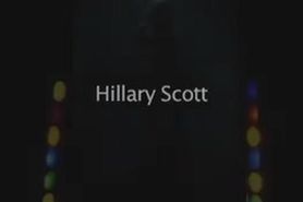 Hillary Scott Stripteases