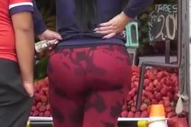 Do you think there's money invested in that big ass? Culona latina fake or real?