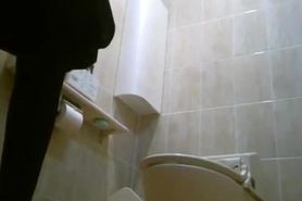 Hidden cam in japanese public toilet