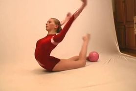 Amazing flexible gymnast girl Maria