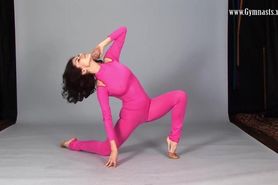 Huge tits flexible girl Violeta Laczkowa