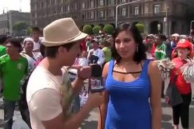 Latin dancer and TV host strip in public square