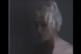 Domino 1988 Brigitte Nielsen_0