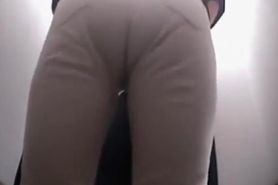 Desperate Asian lass piddles her pants over the toilet