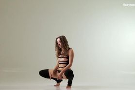 Cute teen girl Ursula nude gymnastics