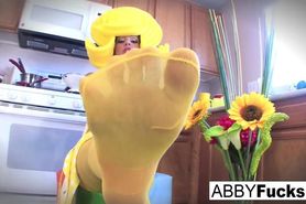 Surreal Kitchen dress up with Abigail Mac and her giant
