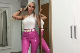 blonde slut showing her ass in different color leggings!!
