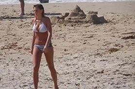 Gorgeous natural bikini doll jiggling boobs