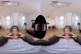 VIRTUAL TABOO - Hot MILF Knows What To Do
