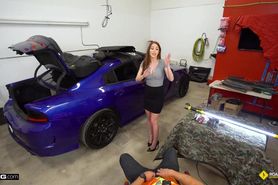 Roadside - Sexy Brianna Rose Bounces On Mechanics Cock