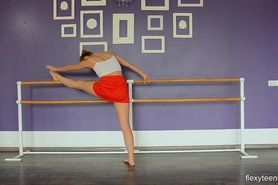 Flexible nude gymnastics by hot Euro teen