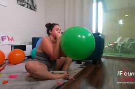Balloon fetish by thick chick multiple orgasms