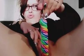 Her Wet Pussy Melts Huge Popsicle Gf Webcam   Cam4