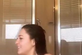 Two girls Instagram livestream naked in the tub
